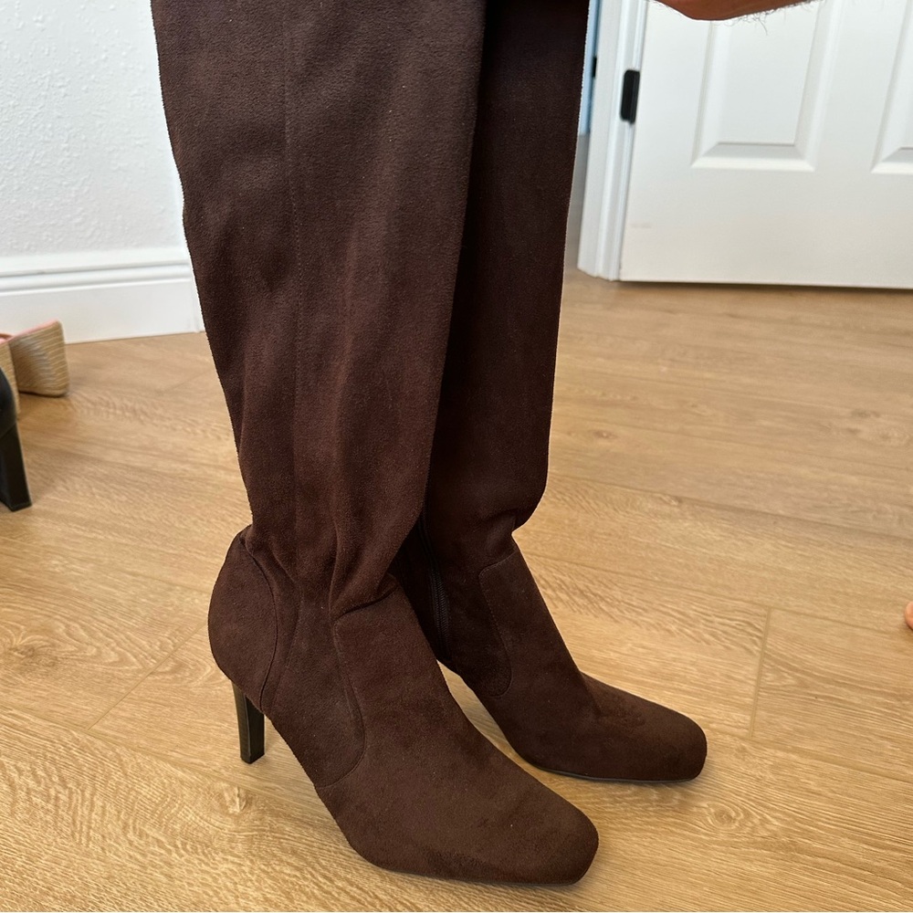 Isaac Mizrahi Dark Brown Heeled Boots